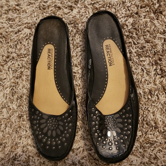 KENNETH COLE REACTION - Picture 4 of 5